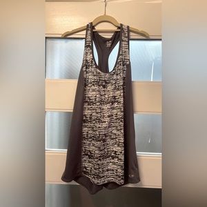 Dry wick exercise tank top. Size XL.